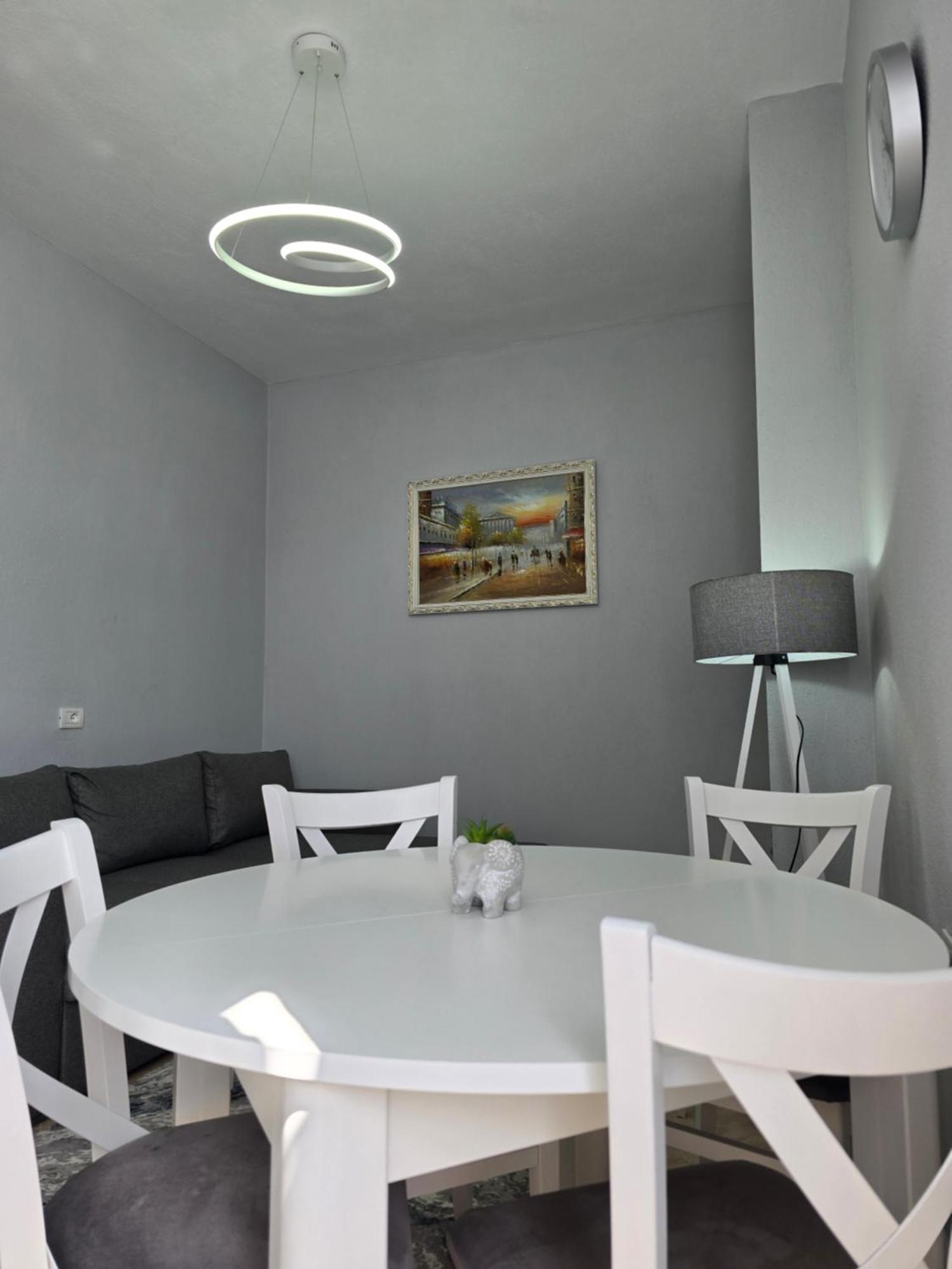 Prima Apartment
